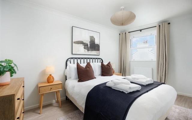 Luxury Penthouse 2 bed Apartment