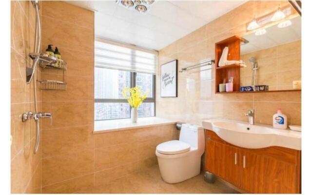 Chongqing Yubei·Chongqing North Railway Station· Locals Apartment 00138340
