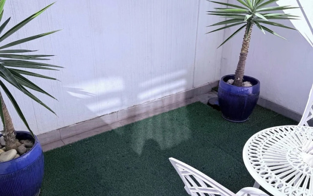 Chick and Luxurious Studio