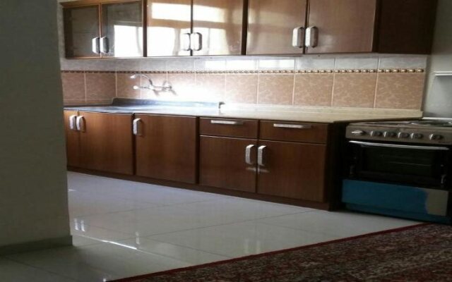 Al Eairy Furnished Apartments Hail 4