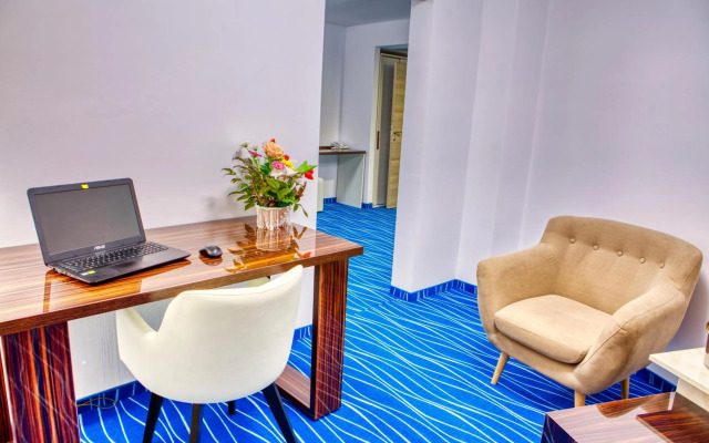 Mera Onix Cap Aurora