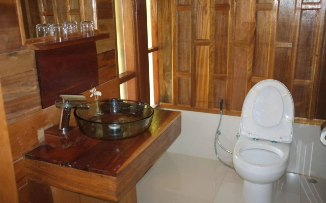 Vieng Tara Villa