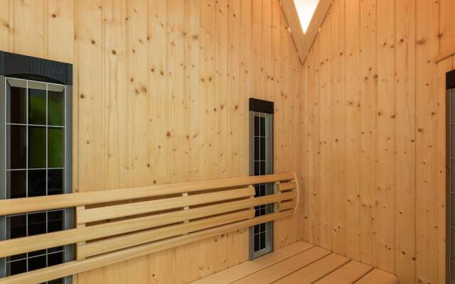 Luxurious Apartment Near Ski Area Maria Alm