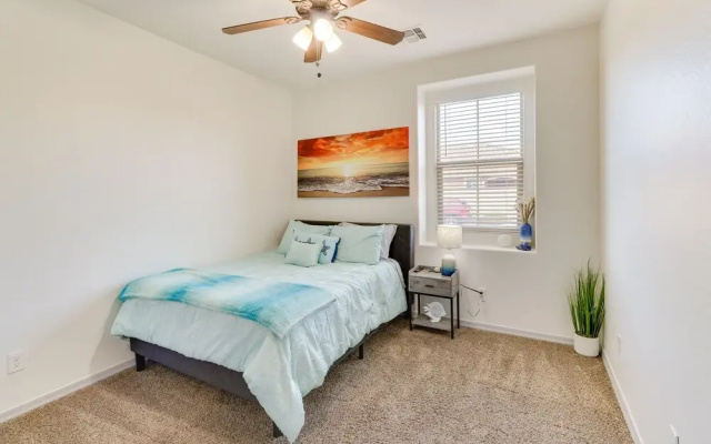 Maricopa Home w/ Heated Pool + Hot Tub!