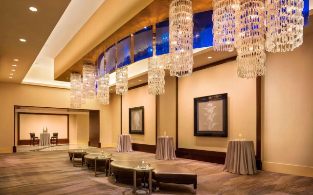 Renaissance Phoenix Downtown