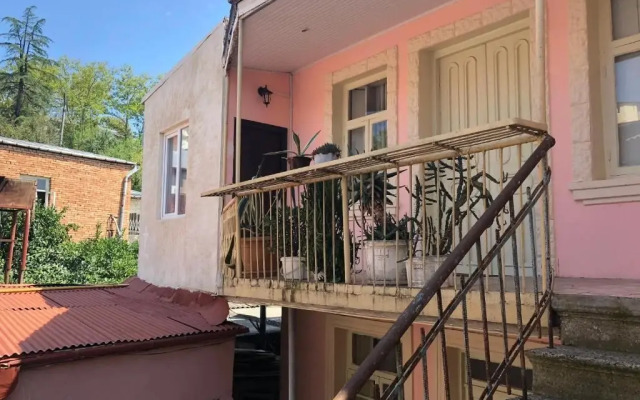Guest House All Seasons