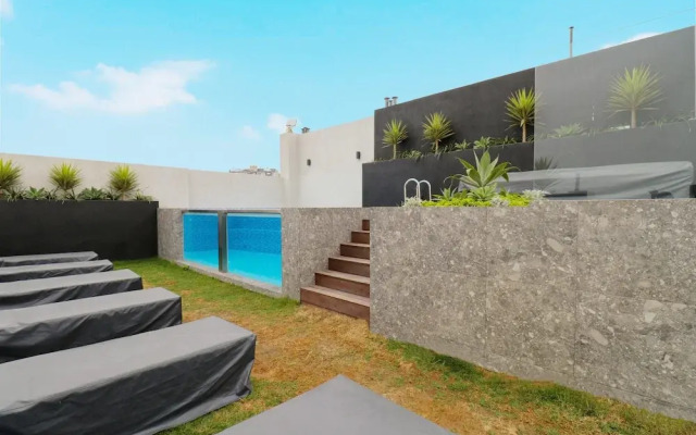 w Amazing 2BR With Balcony in Miraflores
