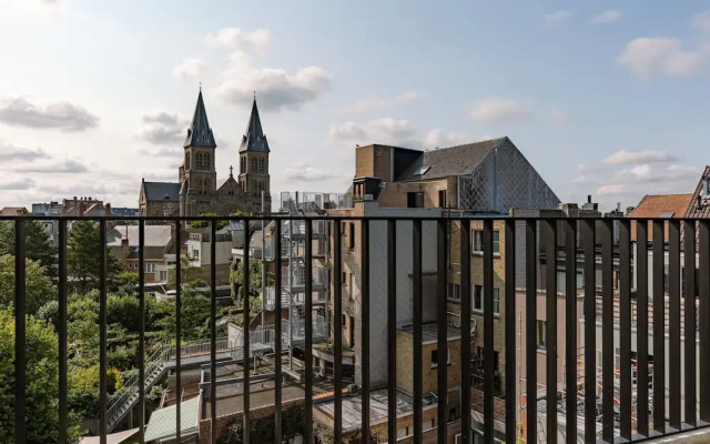 Spacious High-quality Duplex Apartment in Ostend