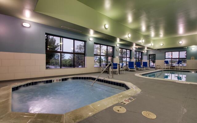 Holiday Inn Express & Suites Morris by IHG