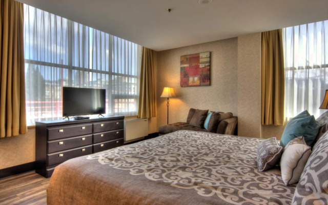 Lonsdale Quay Hotel