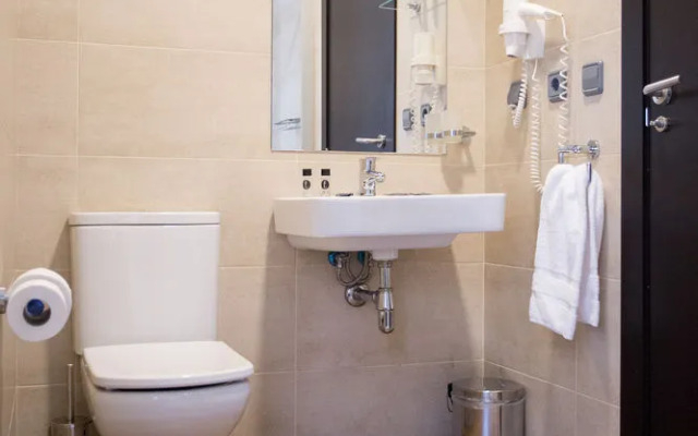 Lotelito rooms & bar