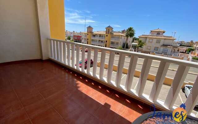 Playa Golf 1st floor apartment & com pool P248
