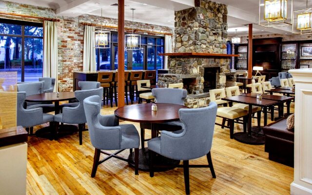 Staybridge Suites Savannah Historic District by IHG