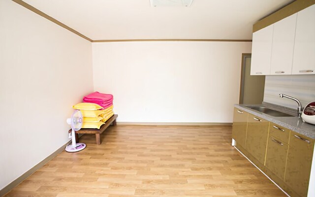 Jeongseon Park Pension