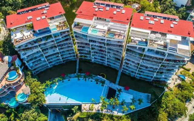 PARAMOUNT BAY 308 Great Views & Relaxing 3BR
