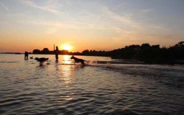 Ferienhaus am Wasser Lemmer 209