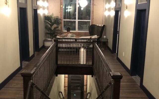 Deep Ellum Hostel
