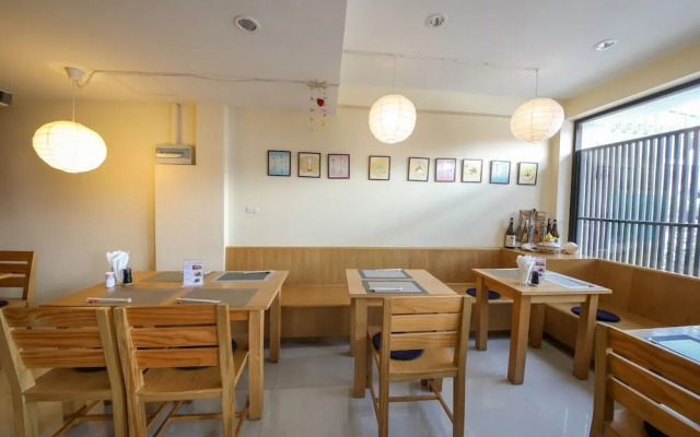 Oyo 368 Aoi Apartment