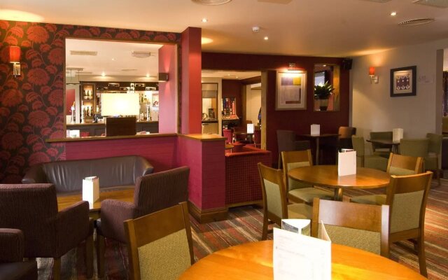 Premier Inn Manchester Denton