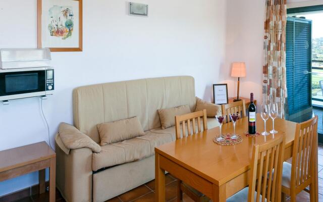 A22 - Mountain View & Seabreeze Apartment
