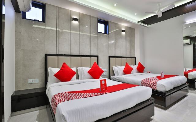 OYO 15635 Elite Rooms & Banquet