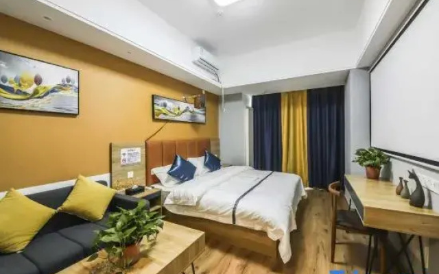 Junlan Movie Homestay