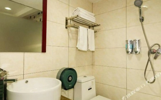 Xuening Express Hotel(杭州学宁快捷酒店(文泽路地铁站店))