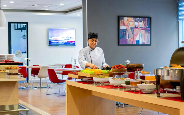 ibis Izmir Alsancak