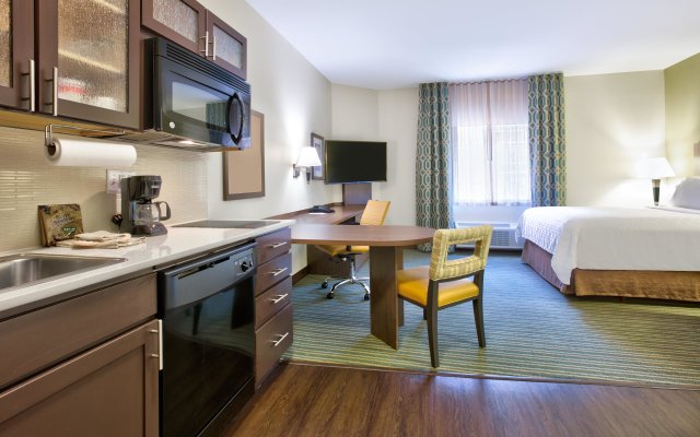 Candlewood Suites DFW South, an IHG Hotel