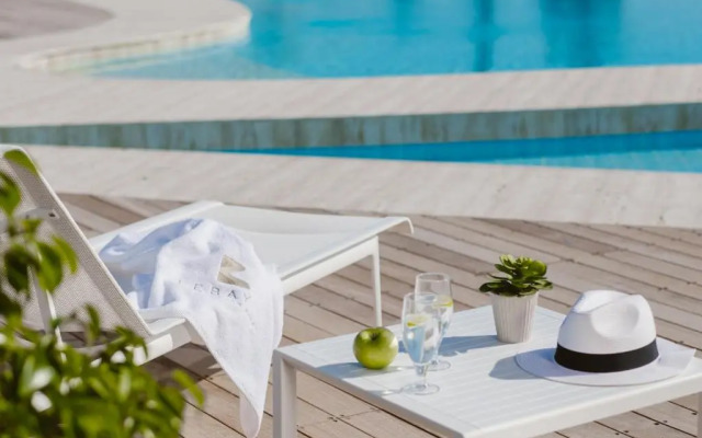 Lenios Beach Hotel