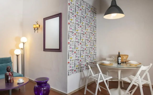 Chiara in Pantheon Apartment With Terrace