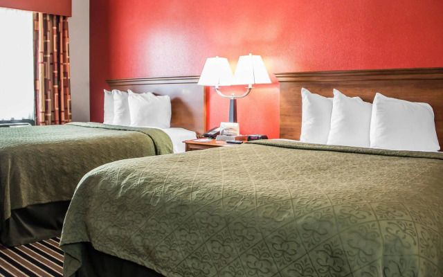 Quality Suites I-44