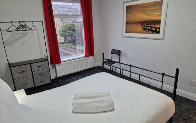 Birtley's Diamond 3 bed Apt, Sleeps 6 Guests