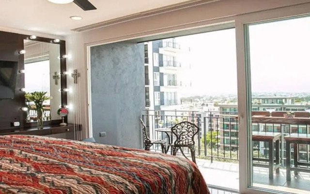 Zoho Skies Amazing View Sleeps 6