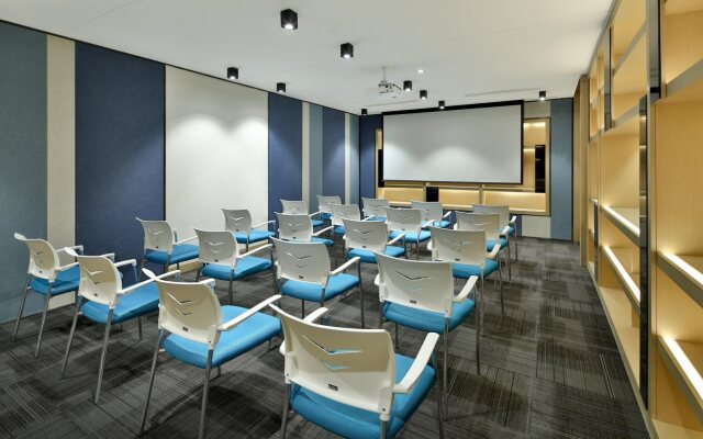 Holiday Inn Express Chengdu Wenjiang Hotspring by IHG