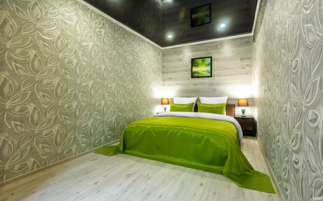 Пять звезд на проспекте Победы