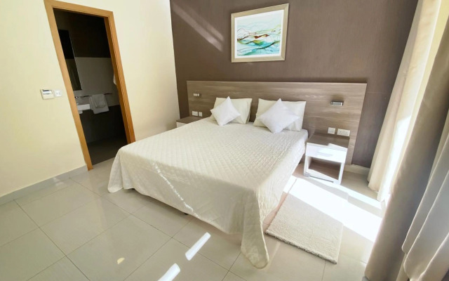 Vista Point - Cast Renting