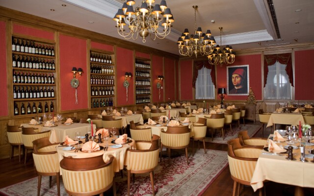 Marrol's Boutique Hotel