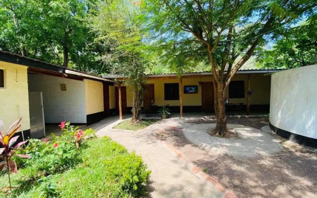 Gloria Beach Lodge