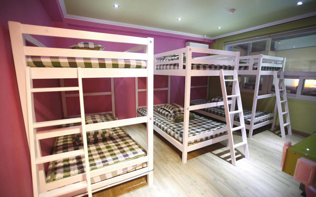 Bluefish Guesthouse - Hostel