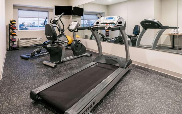 Microtel Inn and Suites by Wyndham Monahans