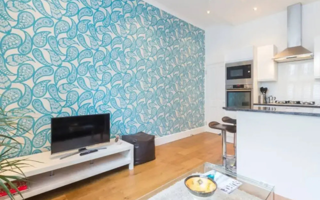 Modern Notting Hill 2 Bedroom Flat