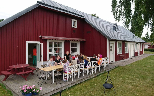 Sjötorps Vandrarhem & Rum - Hostel