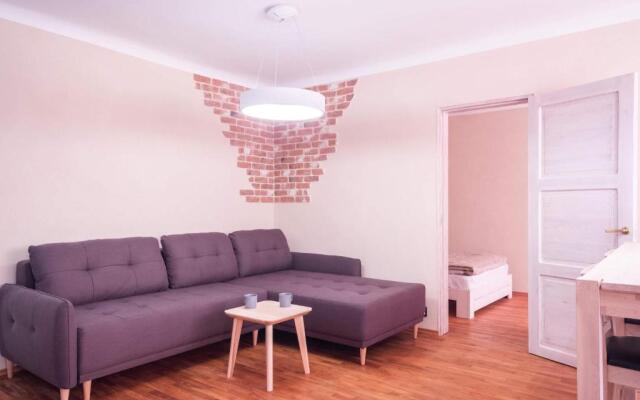 Jaani Apartment