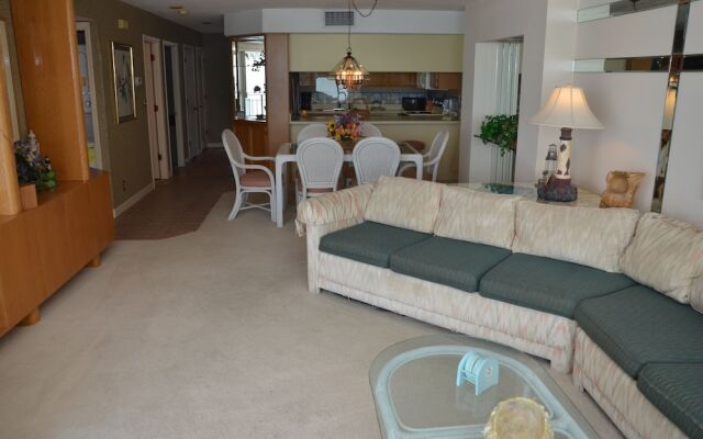 510 Surfmaster 2 Bedroom Condo by RedAwning