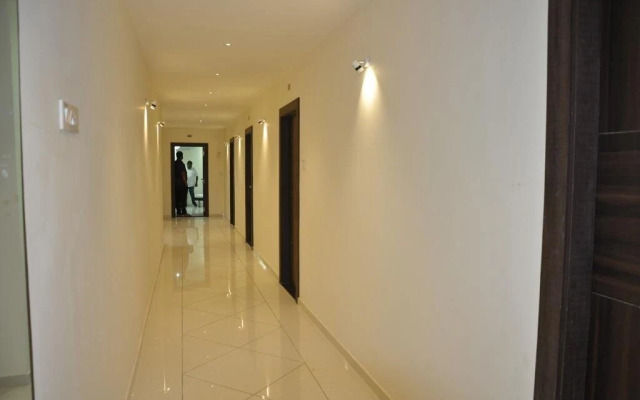 Shivdhara Hotel & Residence