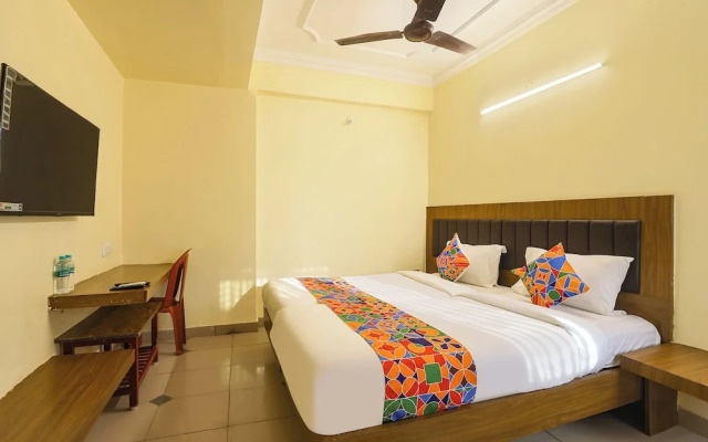 Fabhotel Gt Galaxy Park