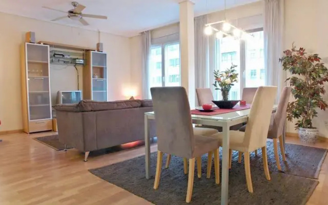 Friendly Rentals Retiro I