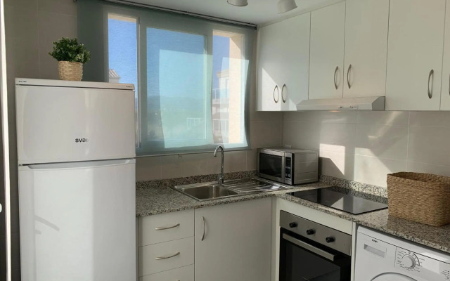 Chalet a estrenar - Playa Oliva Nova. Piscina & Padel