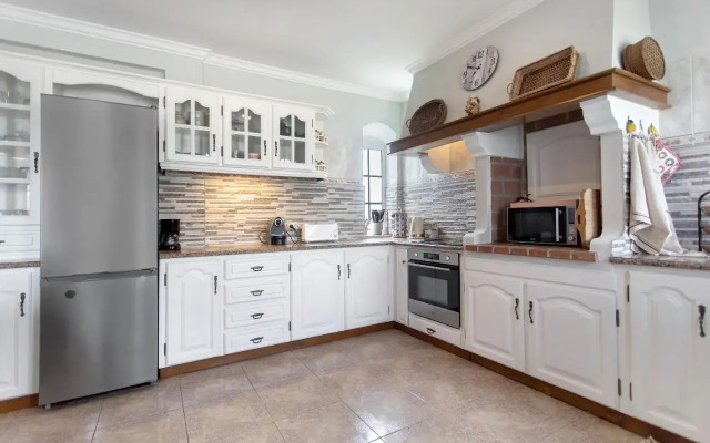 Ecovillage Surf and Golf Residence